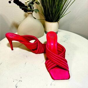 Vince Camuto hot pink satin heels in excellent condition.